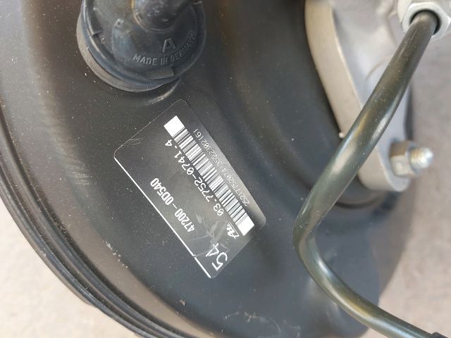 bontott TOYOTA YARIS Fékrásegítő