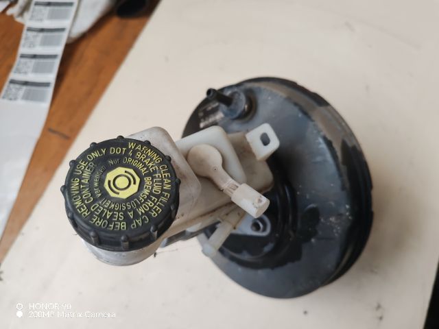 bontott TOYOTA YARIS Fékrásegítő