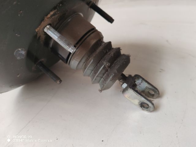 bontott TOYOTA YARIS Fékrásegítő