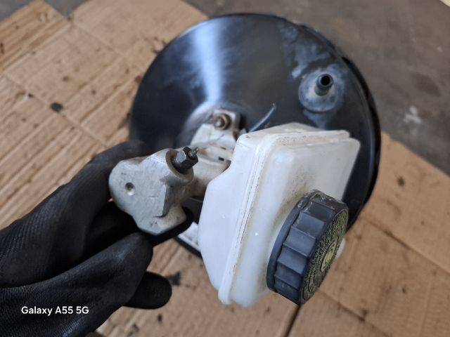 bontott TOYOTA YARIS Fékrásegítő