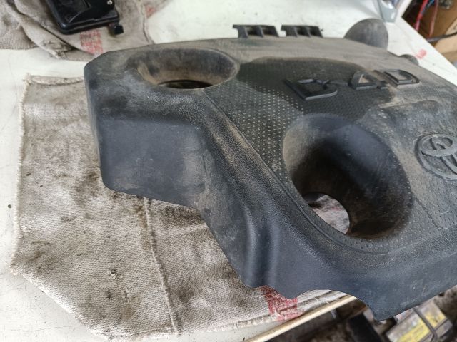 bontott TOYOTA YARIS Felső Motorburkolat