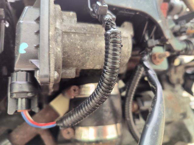 bontott TOYOTA YARIS Fojtószelep (Elektromos)