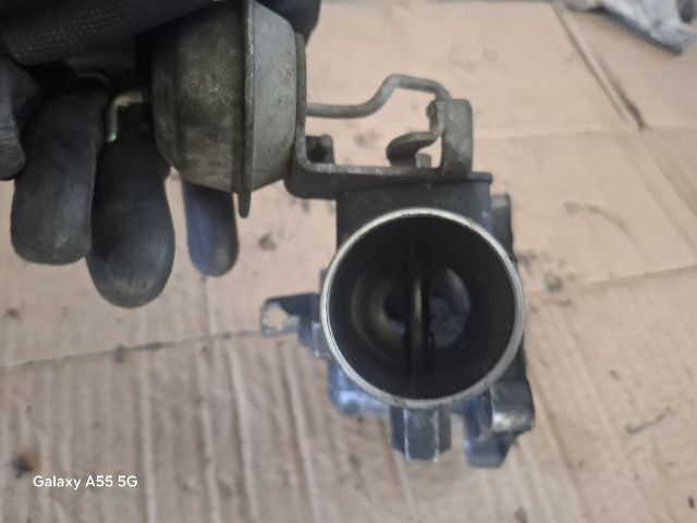 bontott TOYOTA YARIS Fojtószelep (Mechanikus)