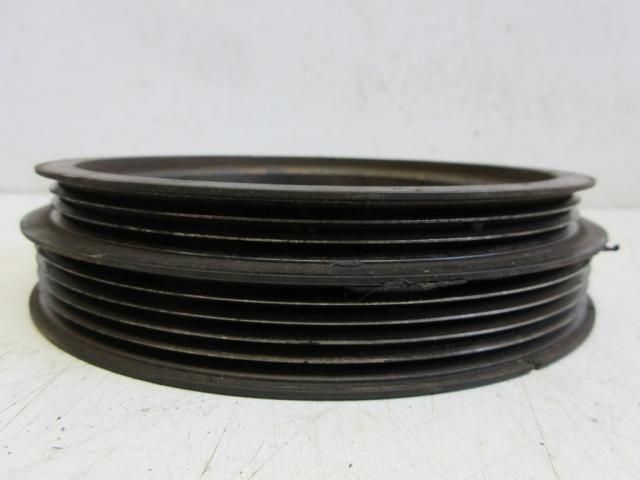 bontott TOYOTA YARIS Főtengely Szíjtárcsa