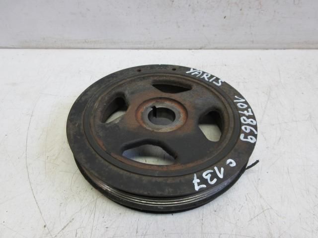 bontott TOYOTA YARIS Főtengely Szíjtárcsa