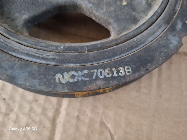 bontott TOYOTA YARIS Főtengely Szíjtárcsa