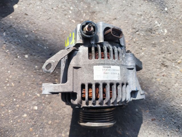 bontott TOYOTA YARIS Generátor