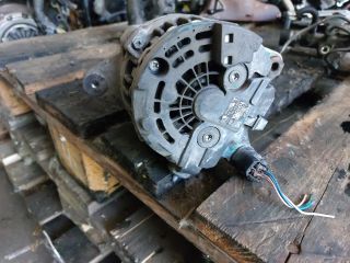 bontott TOYOTA YARIS Generátor