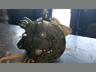 bontott TOYOTA YARIS Generátor