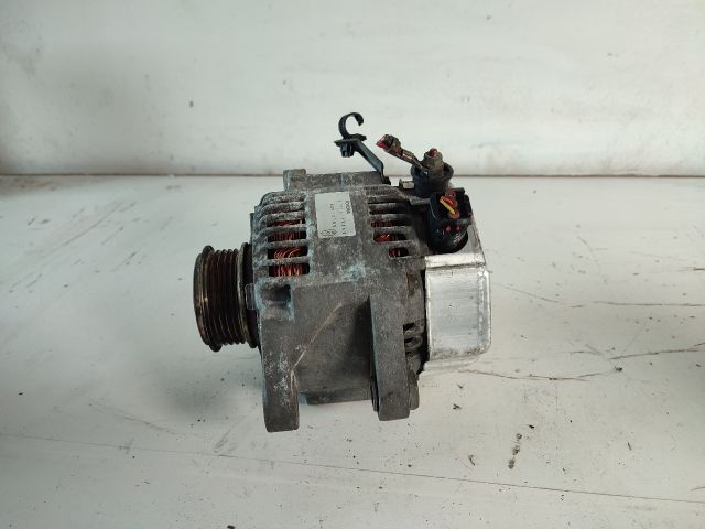 bontott TOYOTA YARIS Generátor