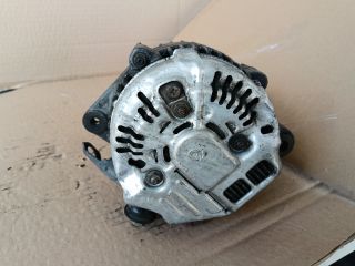 bontott TOYOTA YARIS Generátor