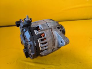 bontott TOYOTA YARIS Generátor