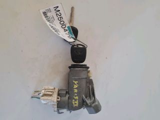 bontott TOYOTA YARIS Gyújtáskapcsoló