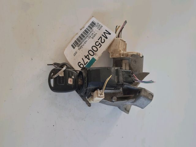 bontott TOYOTA YARIS Gyújtáskapcsoló