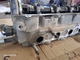 bontott TOYOTA YARIS Hengerfej