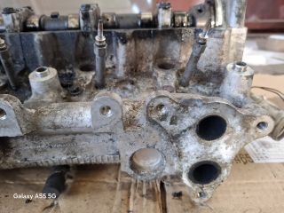 bontott TOYOTA YARIS Hengerfej