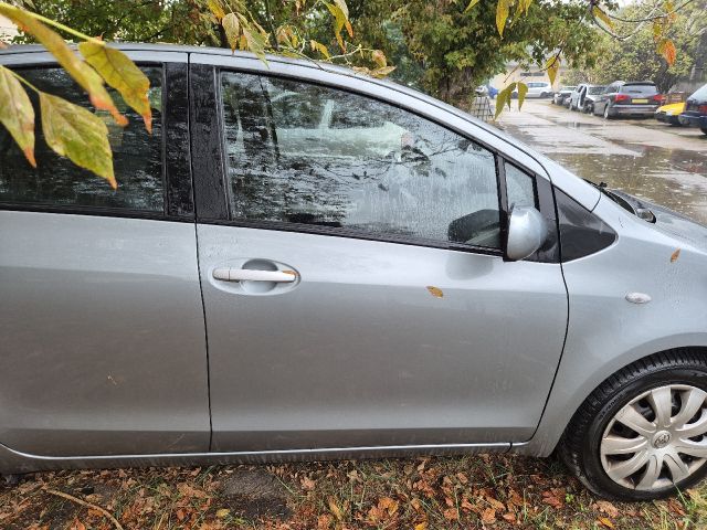 bontott TOYOTA YARIS Hűtő Ventilátor(ok), Radiátor(ok) Szett