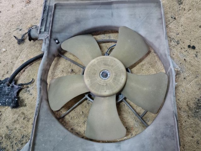 bontott TOYOTA YARIS Hűtőventilátor