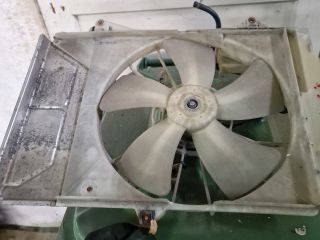 bontott TOYOTA YARIS Hűtőventilátor