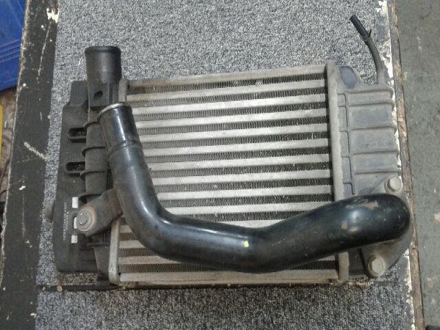 bontott TOYOTA YARIS Intercooler