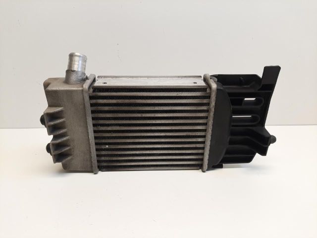 bontott TOYOTA YARIS Intercooler