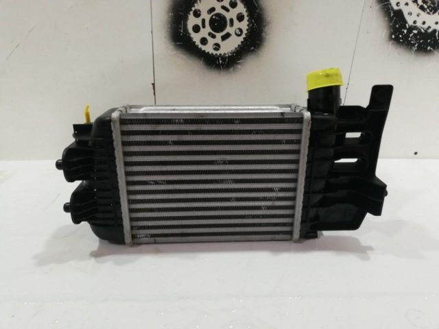 bontott TOYOTA YARIS Intercooler