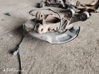 bontott TOYOTA YARIS Jobb első Csonkállvány Kerékaggyal