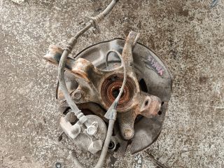 bontott TOYOTA YARIS Jobb első Csonkállvány Kerékaggyal