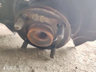 bontott TOYOTA YARIS Jobb első Csonkállvány Kerékaggyal