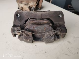 bontott TOYOTA YARIS Jobb első Féknyereg Munkahengerrel