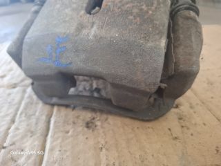 bontott TOYOTA YARIS Jobb első Féknyereg Munkahengerrel