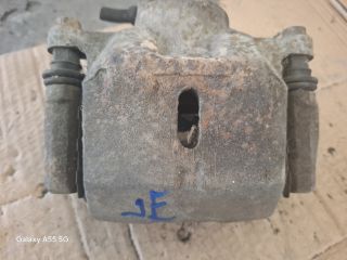 bontott TOYOTA YARIS Jobb első Féknyereg Munkahengerrel