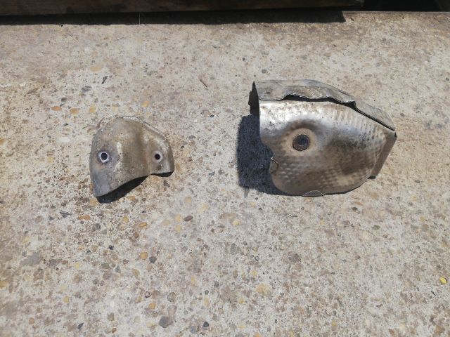 bontott TOYOTA YARIS Katalizátor Hővédő Lemez