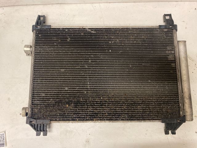 bontott TOYOTA YARIS Klímahűtő Radiátor