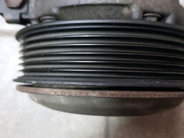 bontott TOYOTA YARIS Klímakompresszor