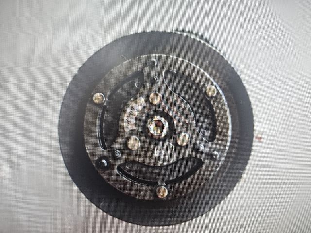 bontott TOYOTA YARIS Klímakompresszor