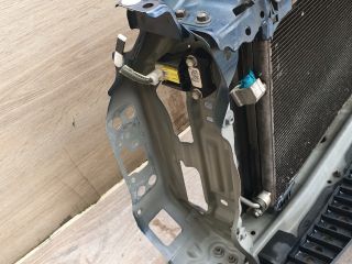 bontott TOYOTA YARIS Komplett Homlokfal (Részeivel)