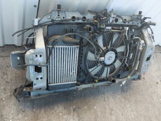 bontott TOYOTA YARIS Komplett Homlokfal (Részeivel)