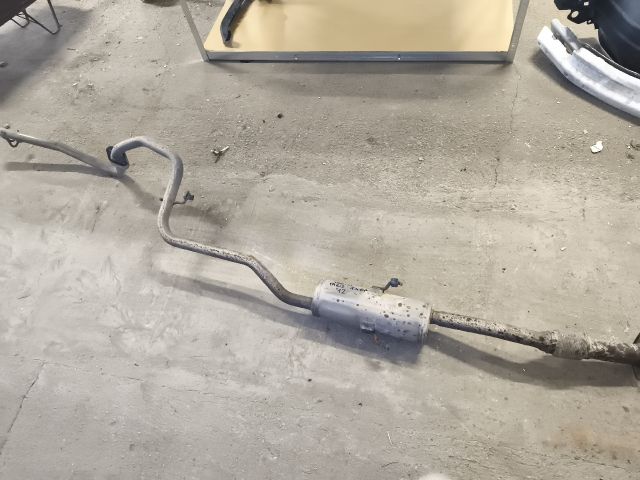 bontott TOYOTA YARIS Komplett Kipufogó Rendszer