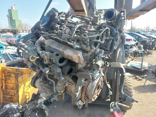 bontott TOYOTA YARIS Komplett Motor (Segédberendezésekkel)