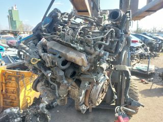 bontott TOYOTA YARIS Komplett Motor (Segédberendezésekkel)