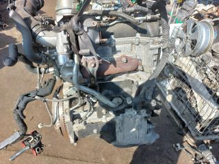 bontott TOYOTA YARIS Komplett Motor (Segédberendezésekkel)