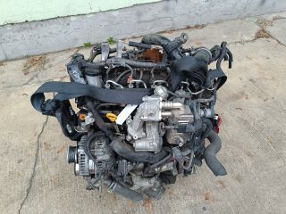 bontott TOYOTA YARIS Komplett Motor (Segédberendezésekkel)