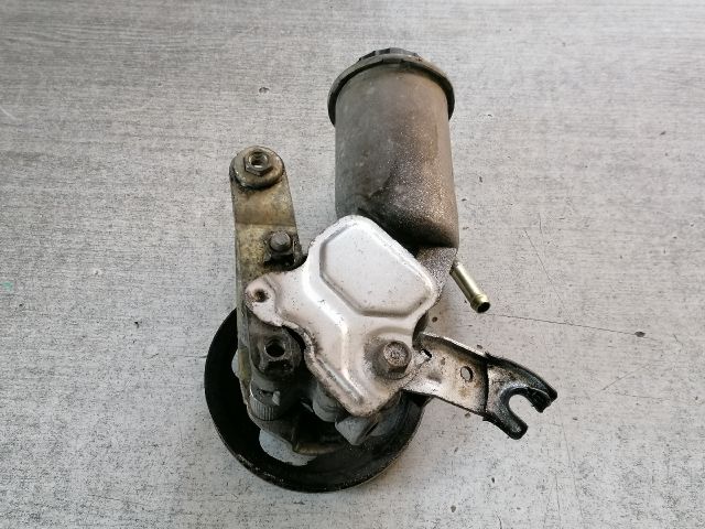 bontott TOYOTA YARIS Kormányszervó Motor (Hidraulikus)