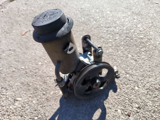 bontott TOYOTA YARIS Kormányszervó Motor (Hidraulikus)