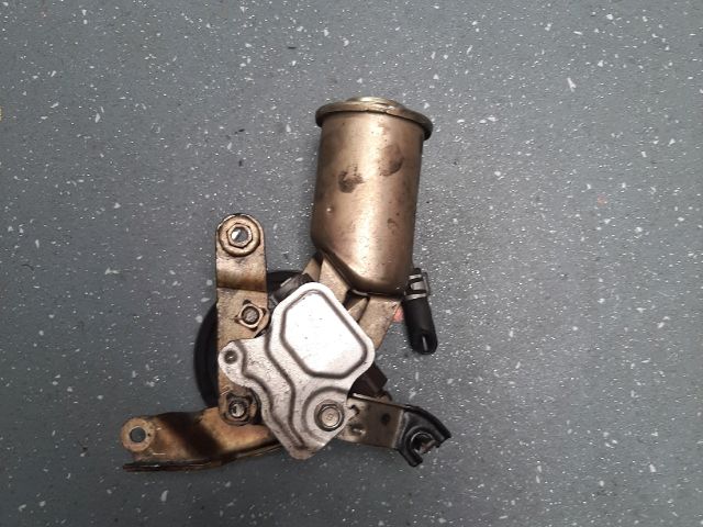 bontott TOYOTA YARIS Kormányszervó Motor (Hidraulikus)