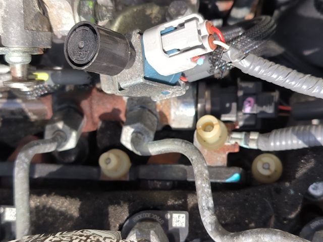 bontott TOYOTA YARIS Közösnyomócső