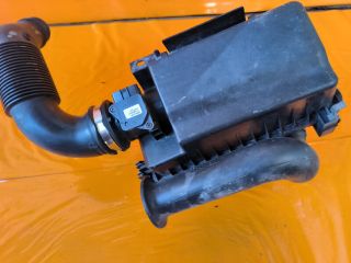 bontott TOYOTA YARIS Légszűrő Ház