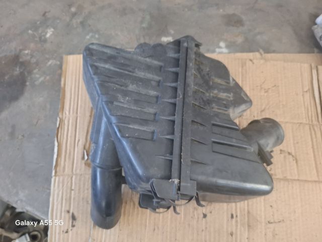 bontott TOYOTA YARIS Légszűrő Ház