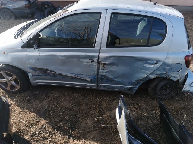 bontott TOYOTA YARIS Leömlő (Soros)